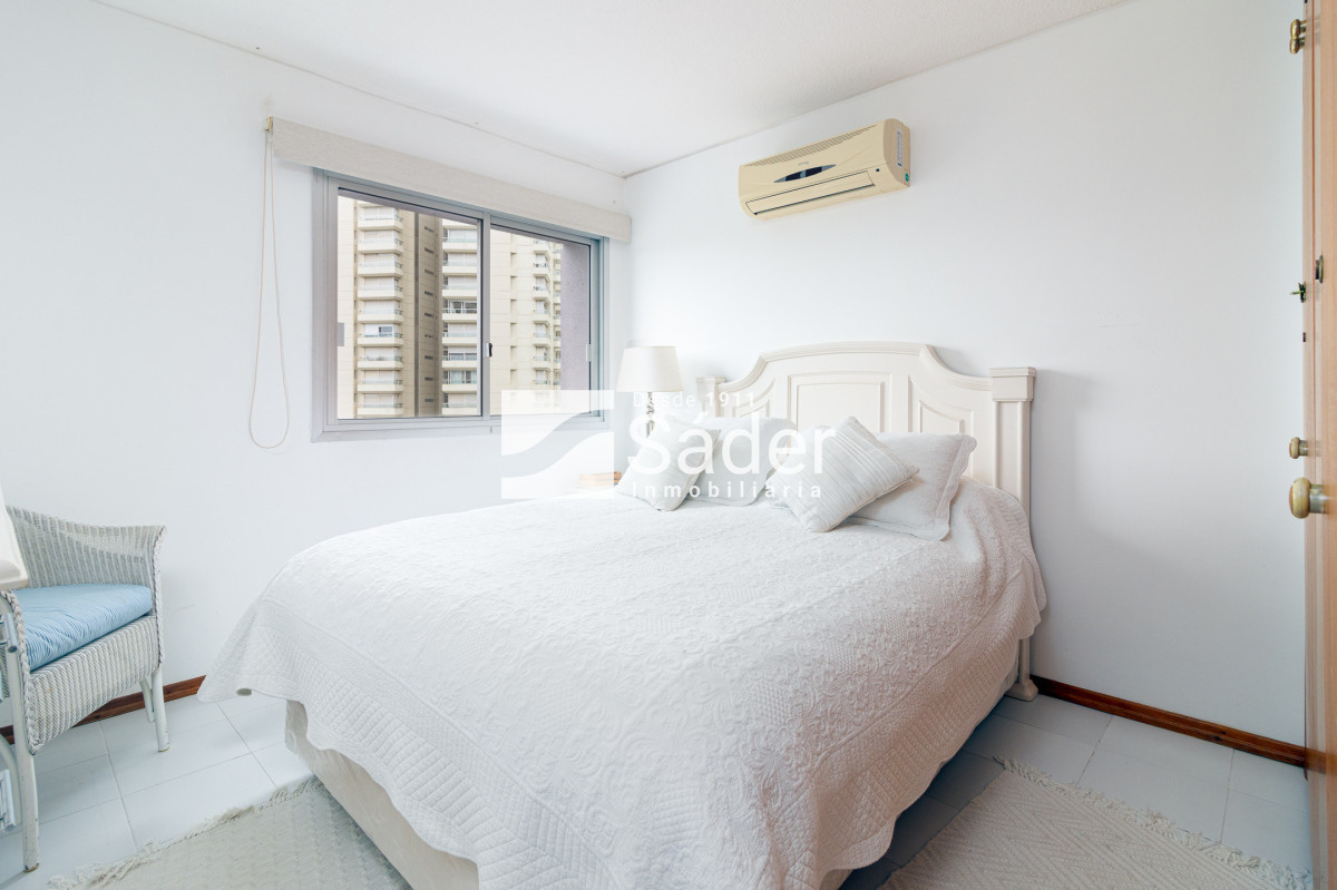Apartamento ID.3549 - Venta Apartamento de 3 dormitorios