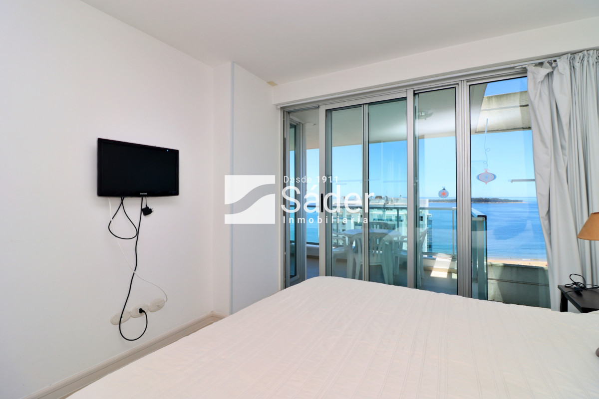 Apartamento ID.2858 - Apartamento en venta Playa Mansa 2 dormitorios
