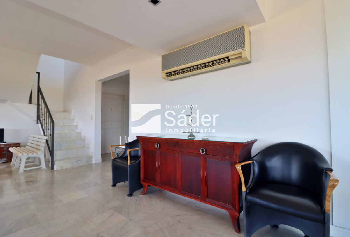 Apartamento ID.4605 - Penthouse en Alq. Pda 32 de Playa Brava, Punta del Este 