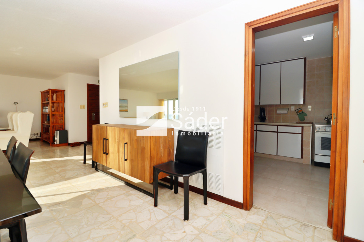 Apartamento ID.4555 - Apto en Alq. 4 dormitorios en Pda. 19 de la Mansa 