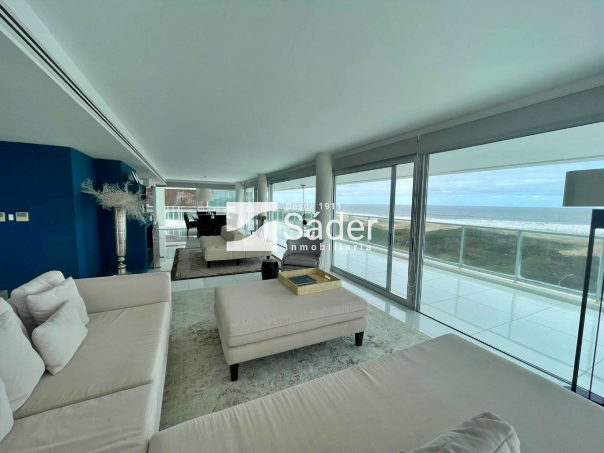 Apartamento ID.3814 - Penthouse de lujo en Playa Brava