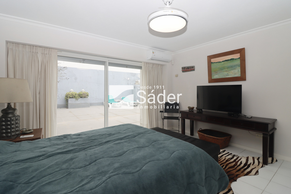 Apartamento ID.4396 - Apartamento de gran tamaño frente al Puerto