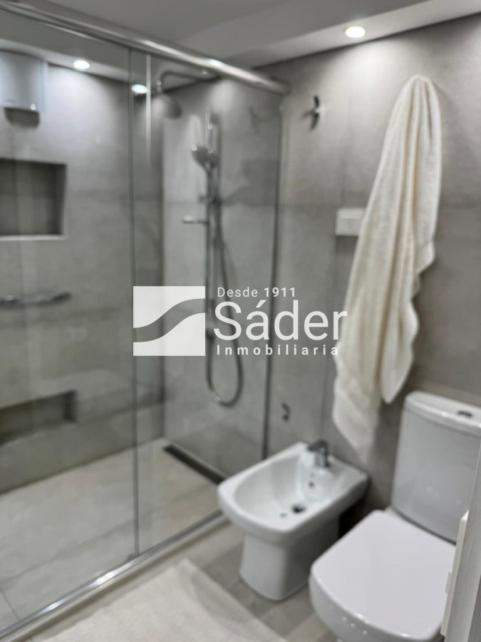 Apartamento ID.4515 - Apto en Alq. Gran Planta Frente al Mar en Playa Mansa 