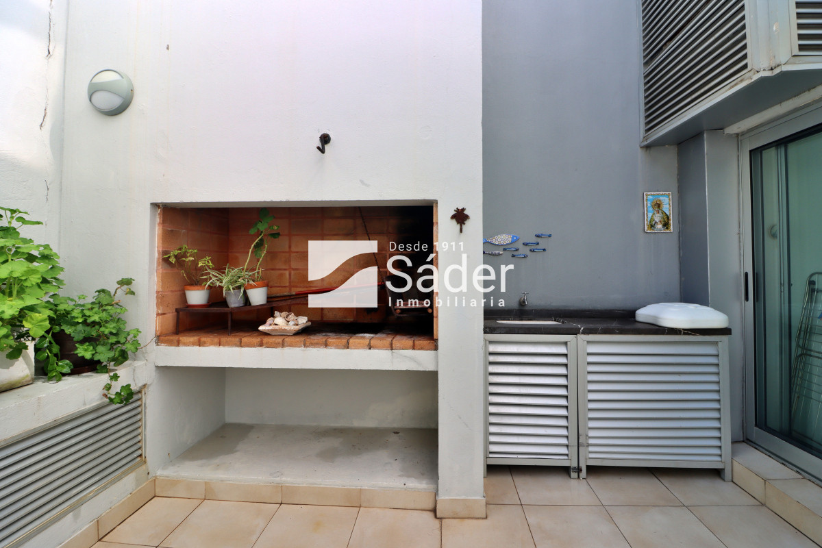 Apartamento ID.4308 - Apto en alquiler de 3 dormitorios. 