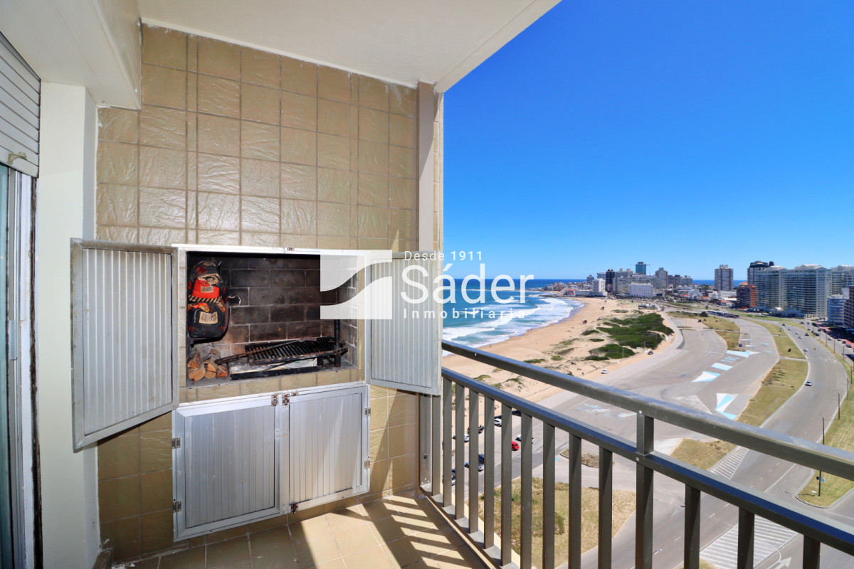 Apartamento ID.4545 - Verano frente al mar, Parada 3 de la Brava 