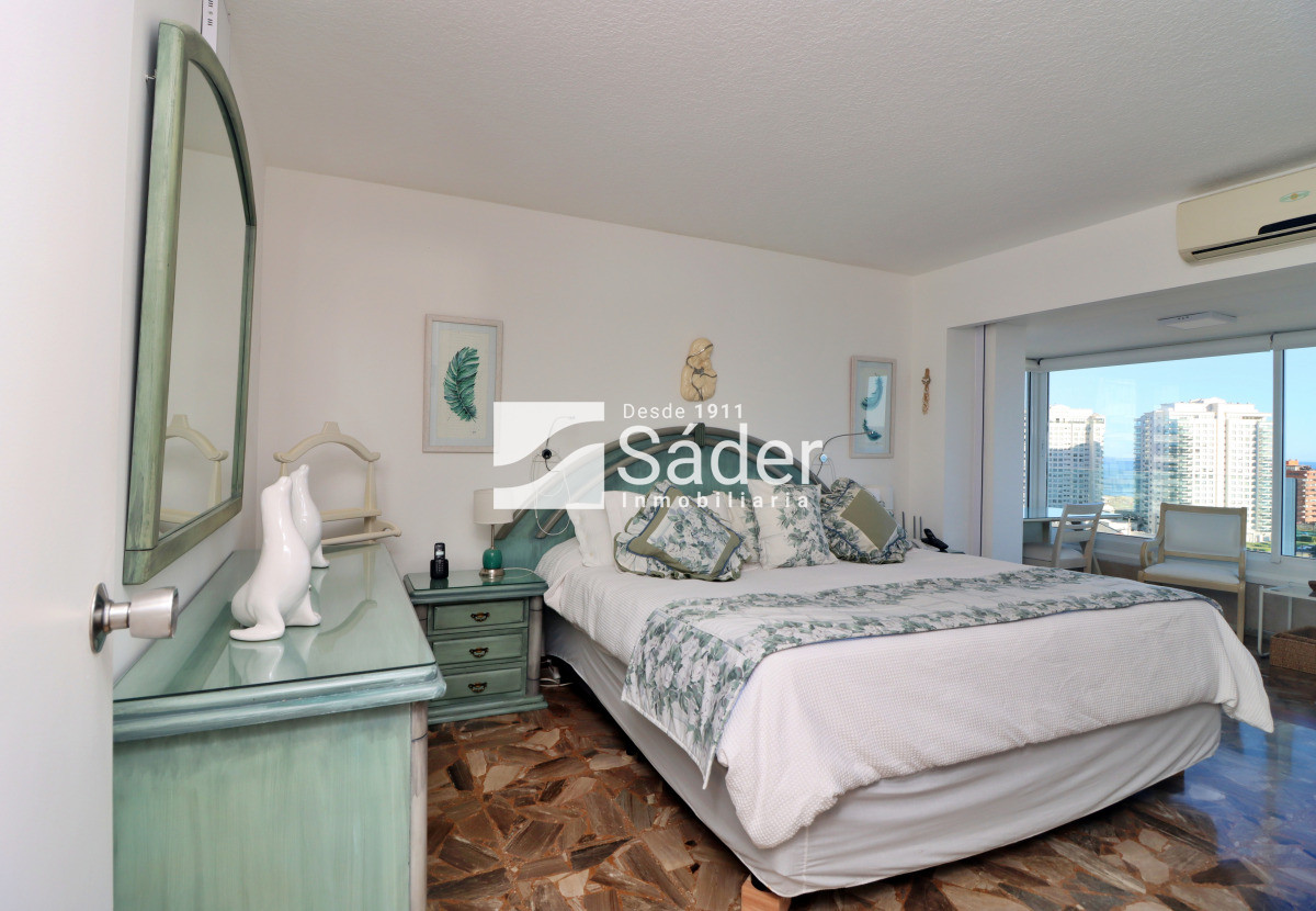 Apartamento ID.4464 - Apto frente al mar en Playa Mansa, pda. 3 