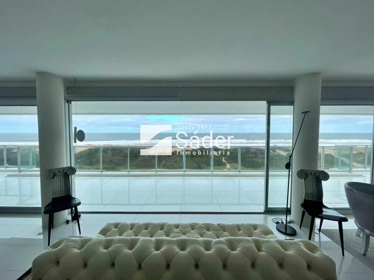 Apartamento ID.3814 - Penthouse de lujo en Playa Brava