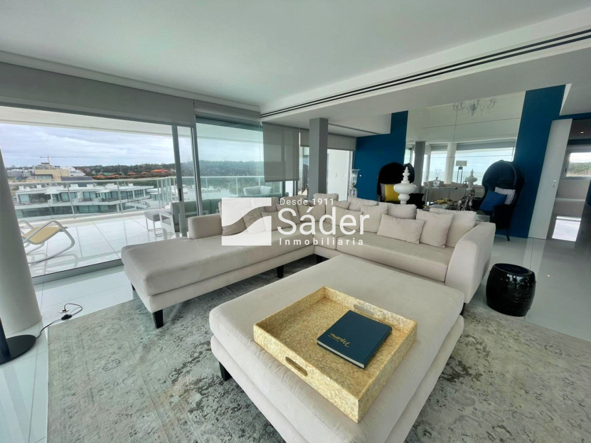 Apartamento ID.3814 - Penthouse de lujo en Playa Brava