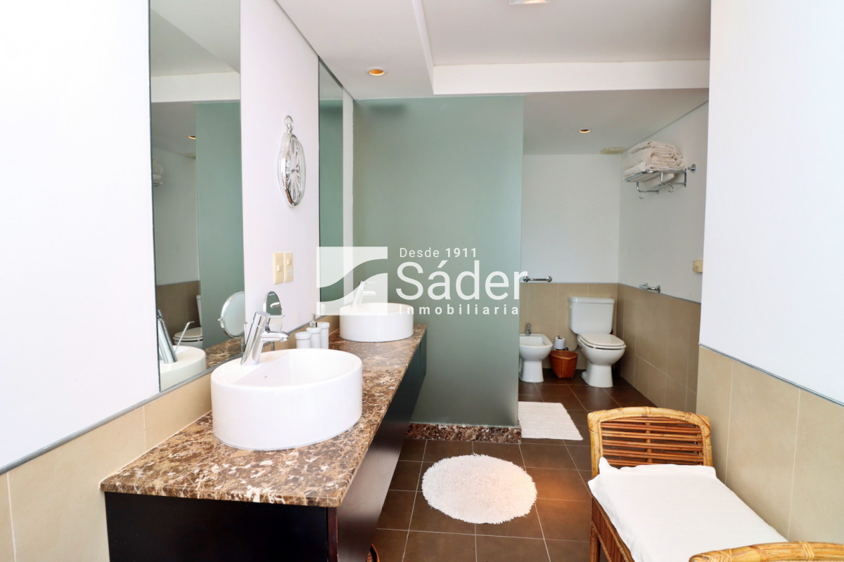 Apartamento ID.4476 - Penthouse en Alq. Frente al Mar, 1era Quincena de Enero 