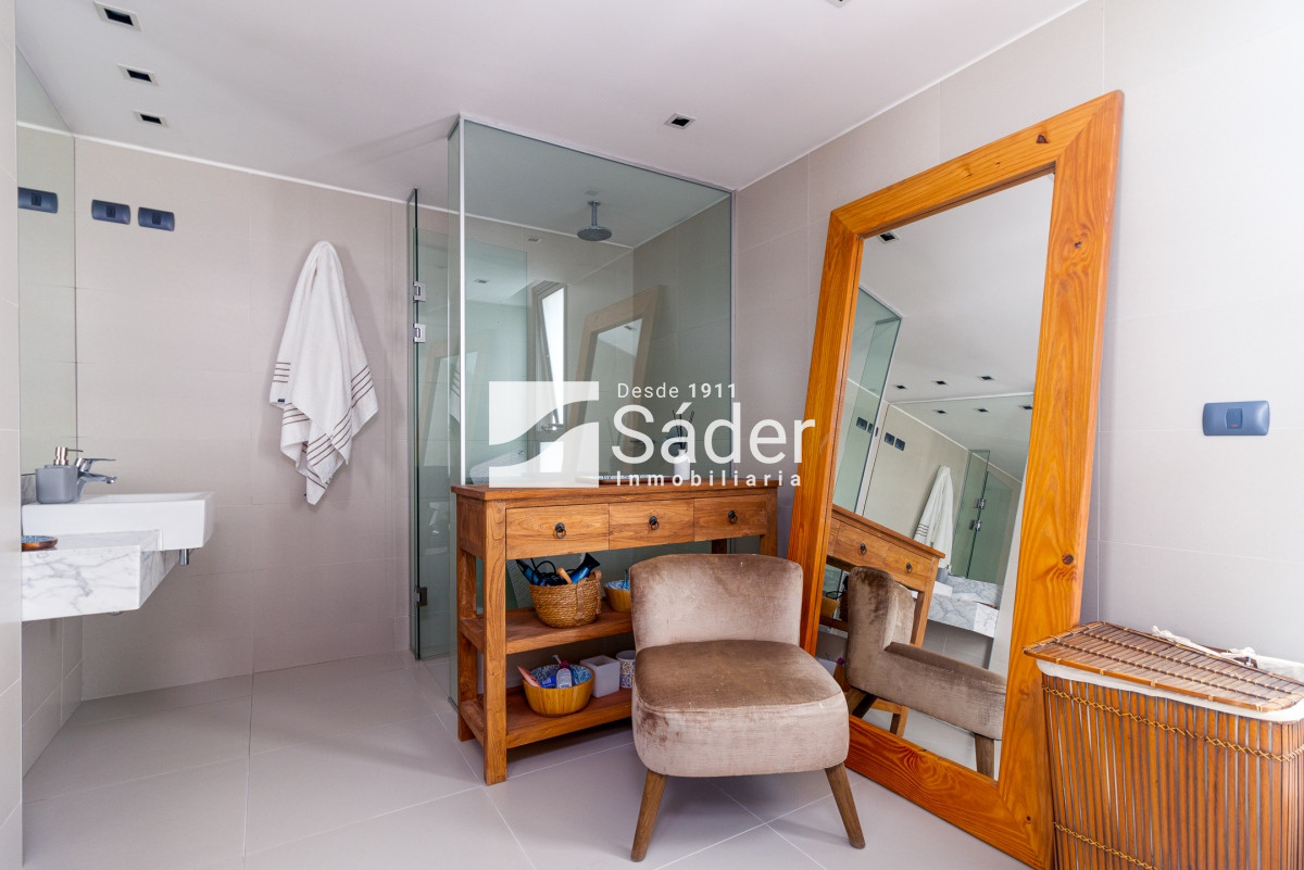 Apartamento ID.2908 - Apartamento en venta y alquiler Playa Brava 3 dormitorios