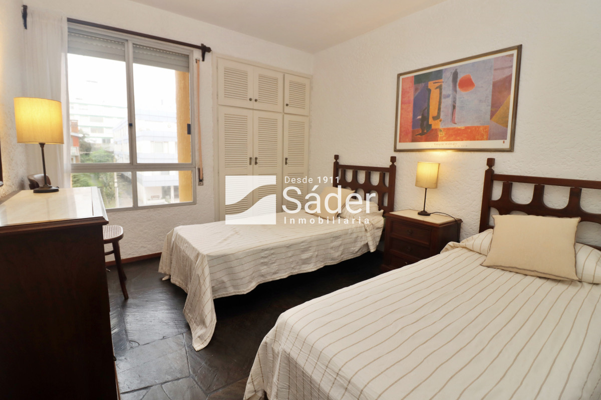Apartamento ID.4411 - Apartamento 3 dorm. Playa el Emir