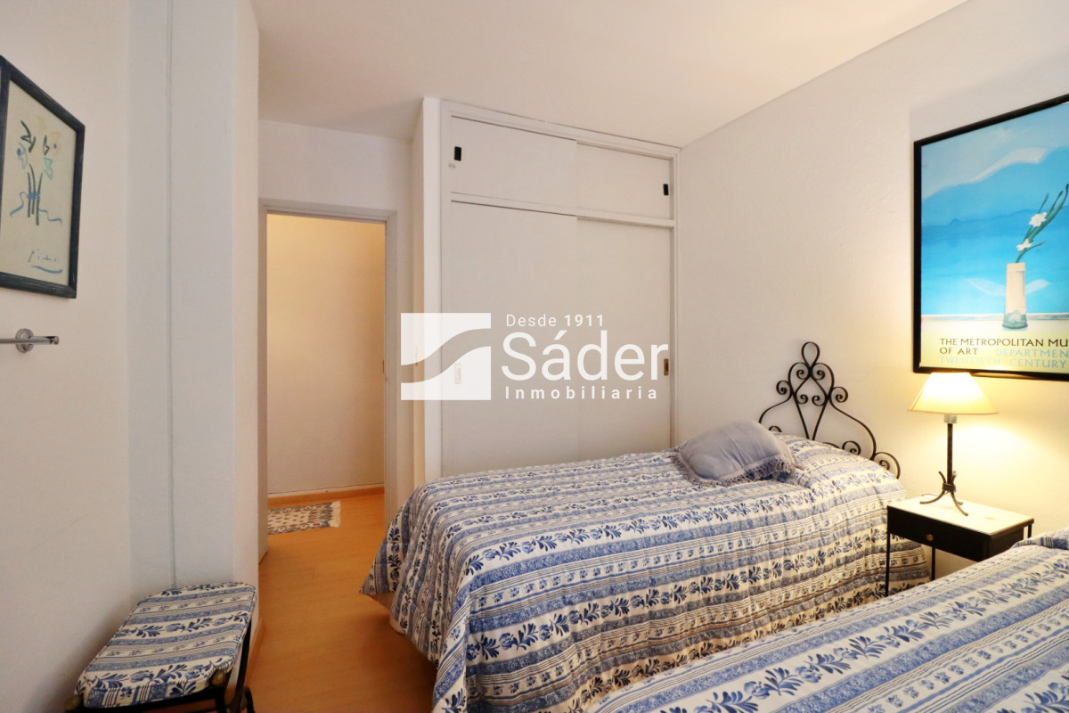 Apartamento ID.4551 - Apartamento en península. 3 dorm. Gran balcon