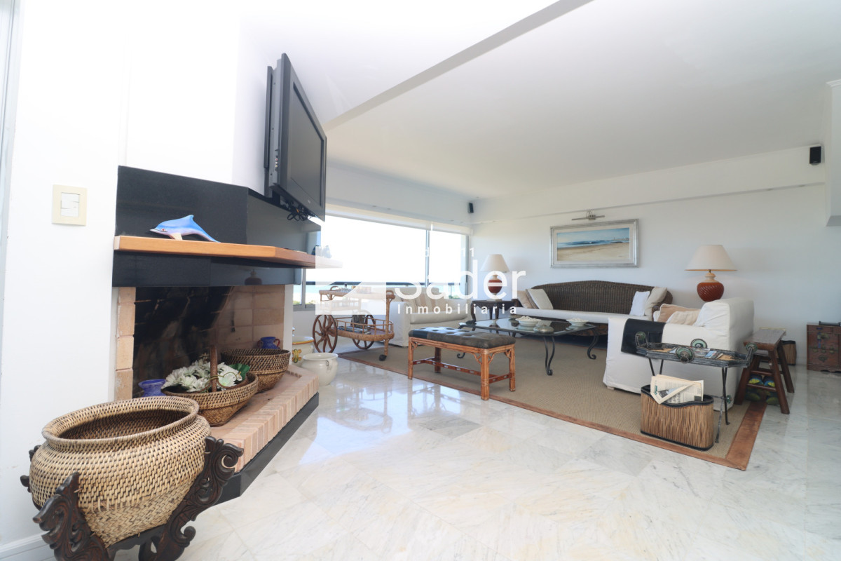 Apartamento ID.4605 - Penthouse en Alq. Pda 32 de Playa Brava, Punta del Este 