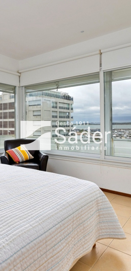 Apartamento ID.3049 - Apartamento en venta Península 2 dormitorios 