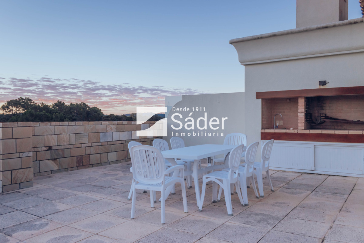 Apartamento ID.3743 - Apto 3 Dormitorios Pda. 42 Playa Mansa