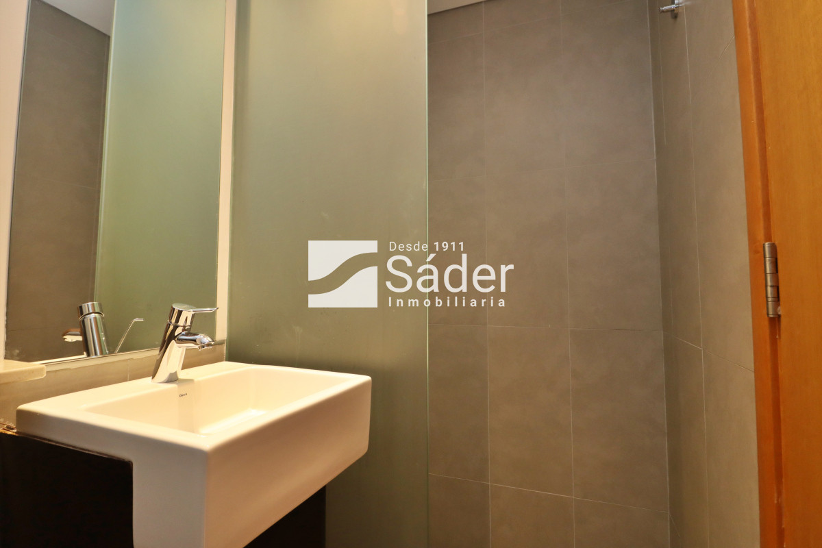 Apartamento ID.4308 - Apto en alquiler de 3 dormitorios. 