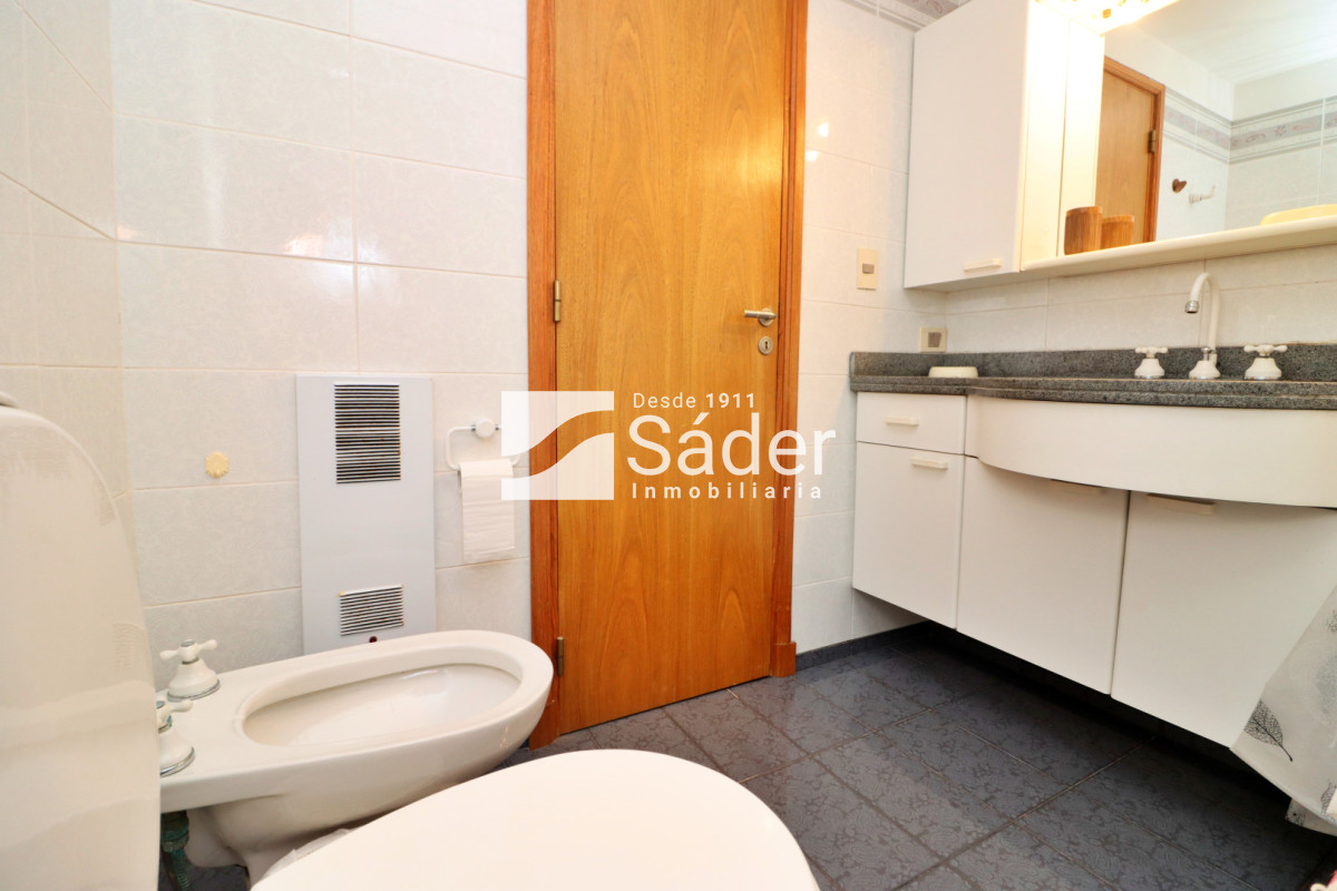 Apartamento ID.2620 - Apartamento en venta y alquiler Peninsula 3 dormitorios