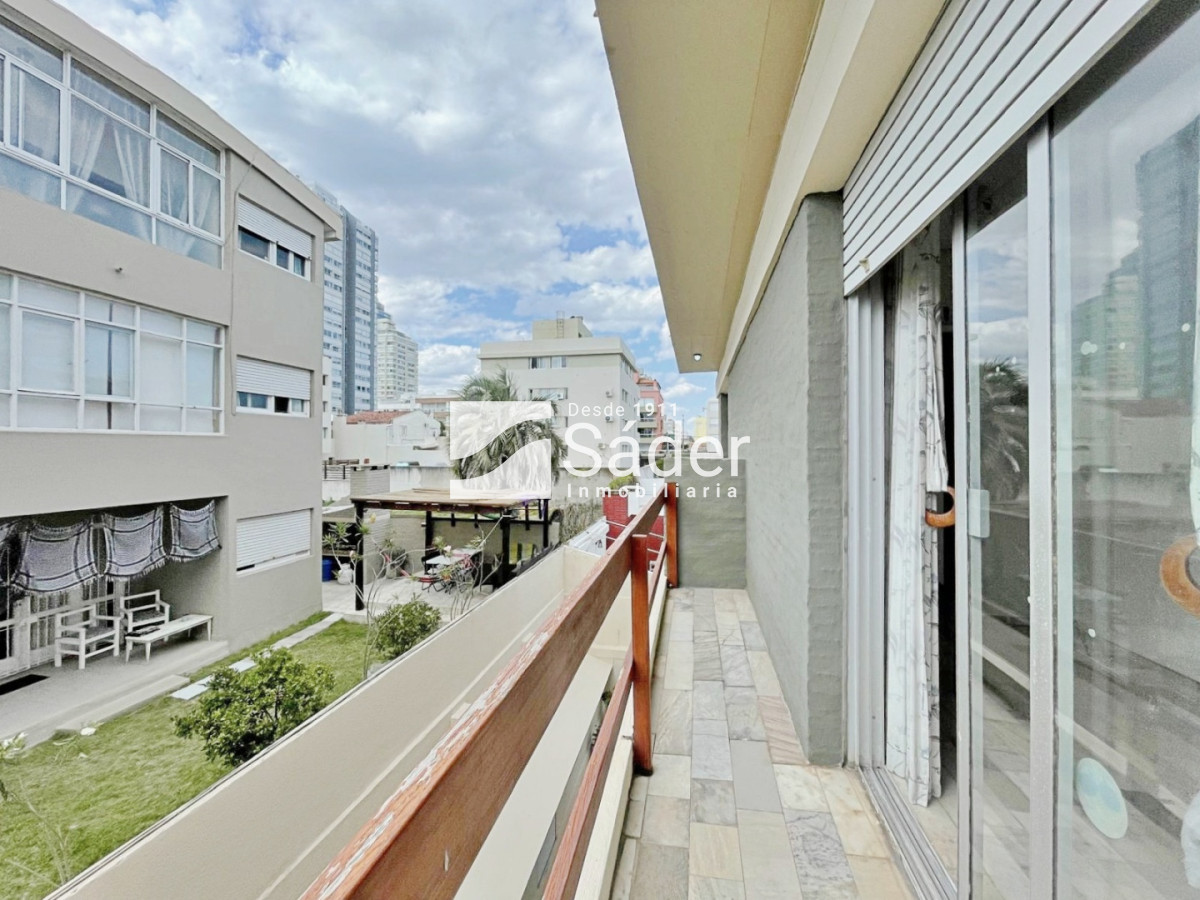 Apartamento ID.4673 - Apto de 2 dormitorios en Alquiler, Península 