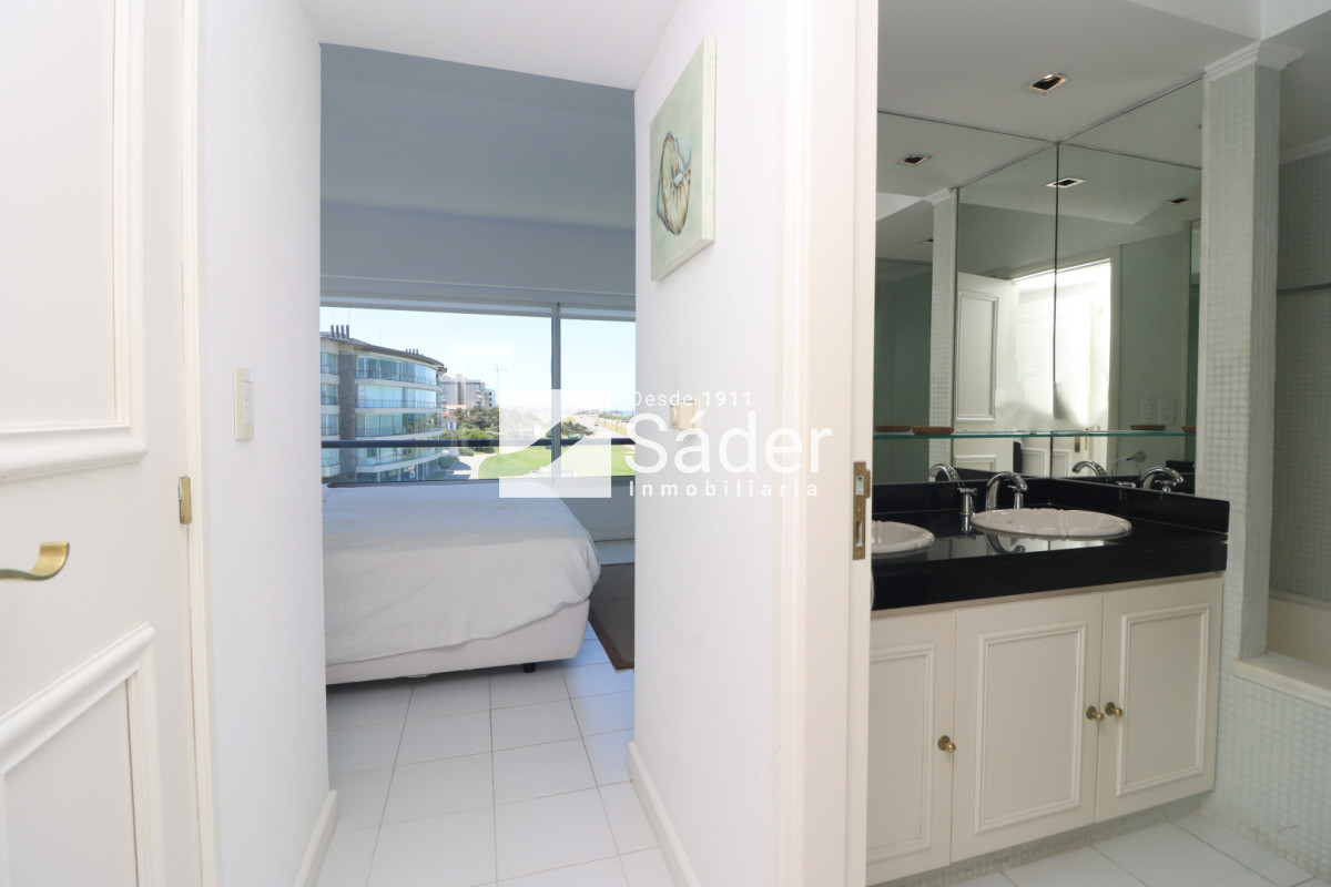 Apartamento ID.4605 - Penthouse en Alq. Pda 32 de Playa Brava, Punta del Este 