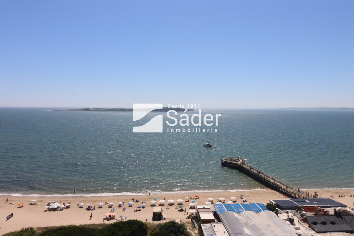 Apartamento ID.4602 - Frente al mar en pda. 3 de playa mansa 