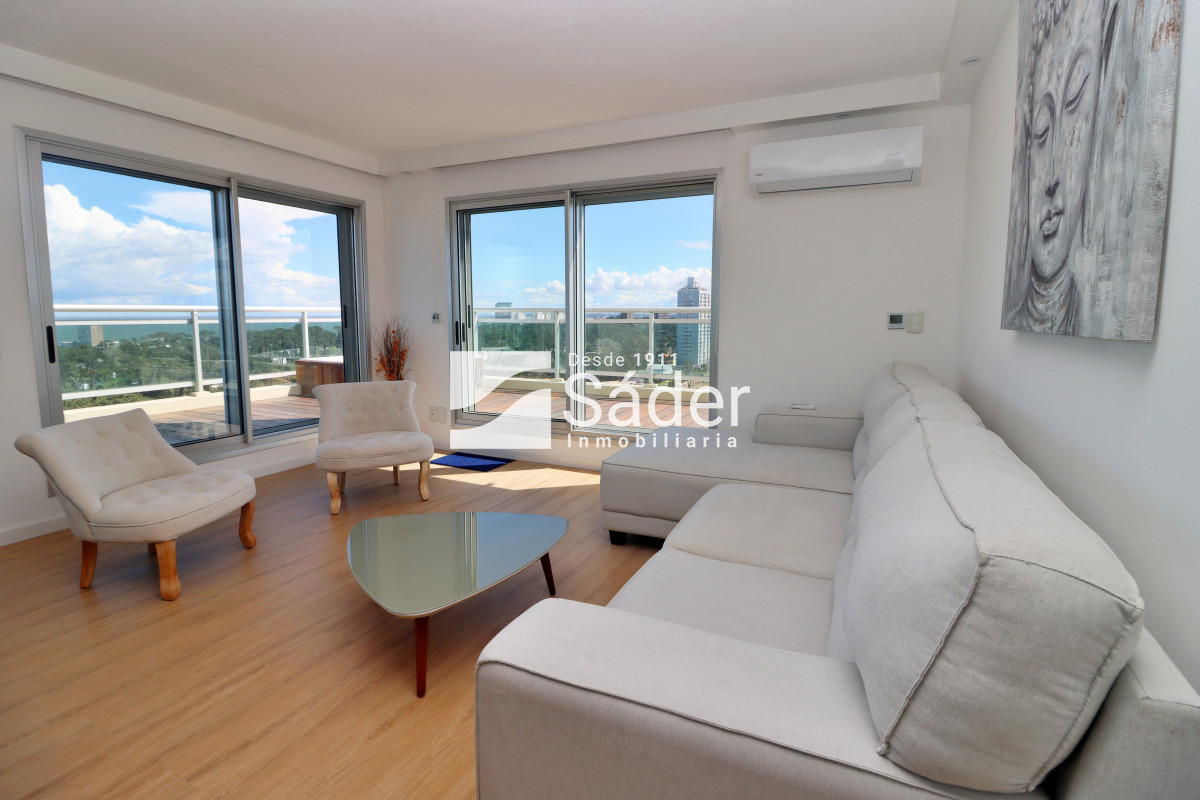 Apartamento ID.4236 - Apto 3 dorm. Parada 14 de mansa. Luminoso y moderno. 