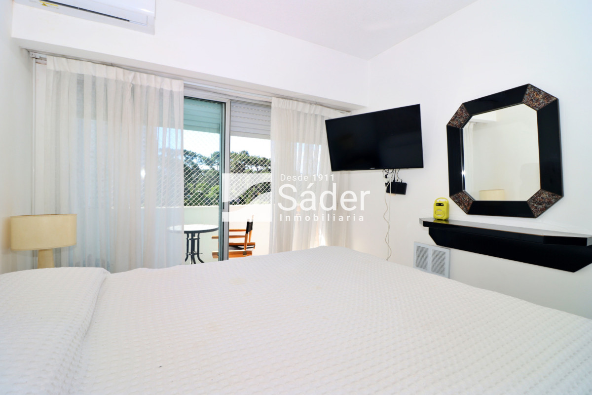 Apartamento ID.4596 - Apto en zona Cantegrill. 2 dormitorios y servicio