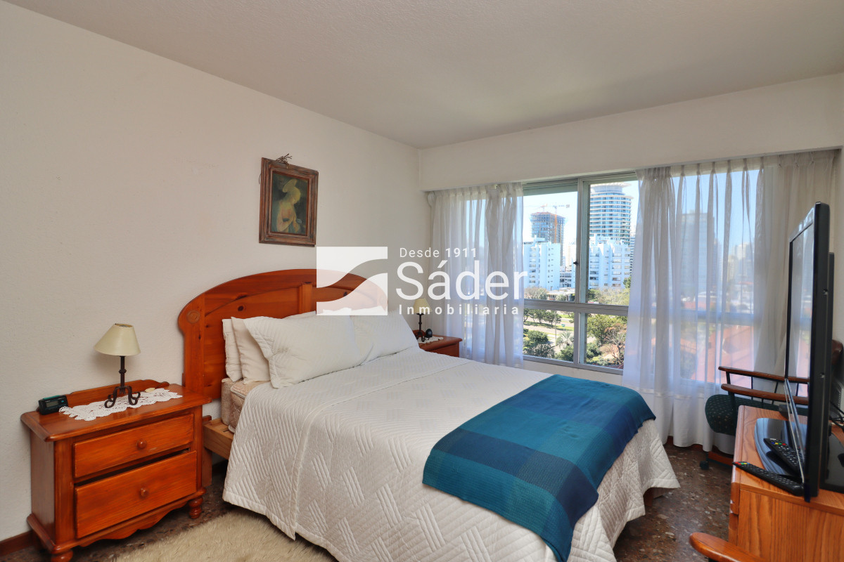 Apartamento ID.4328 - Apto 3 dorm. frente al mar. Parada 2