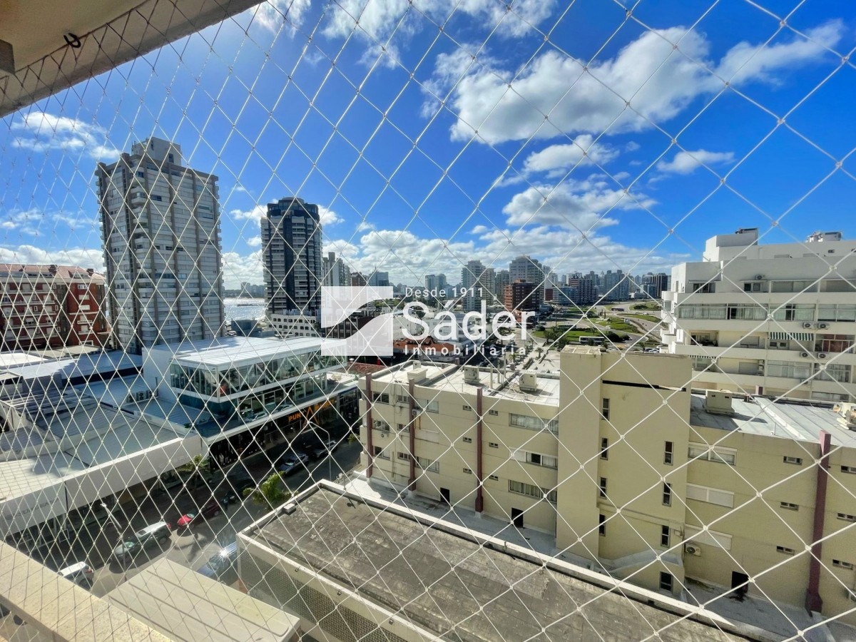 Apartamento ID.2417 - Apartamento Reciclado en el Corazón de Avda. Gorlero