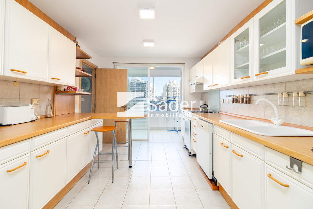 Apartamento ID.3245 - Apartamento en venta Playa Brava 3 dormitorios