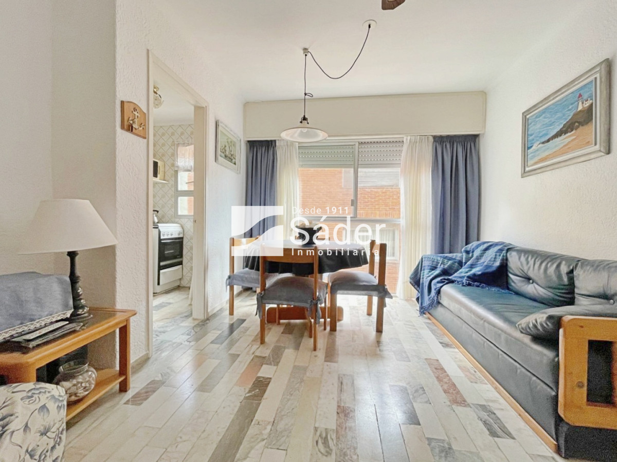 Apartamento ID.4673 - Apto de 2 dormitorios en Alquiler, Península 