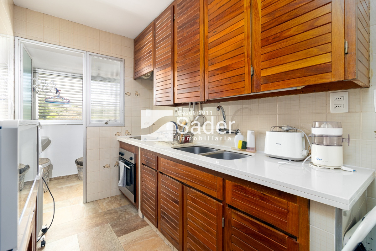 Apartamento ID.3135 - Apartamento en Playa Mansa 3 dormitorios