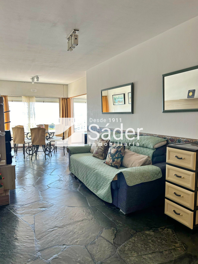 Apartamento ID.3974 - Apto Funcional en la Península 