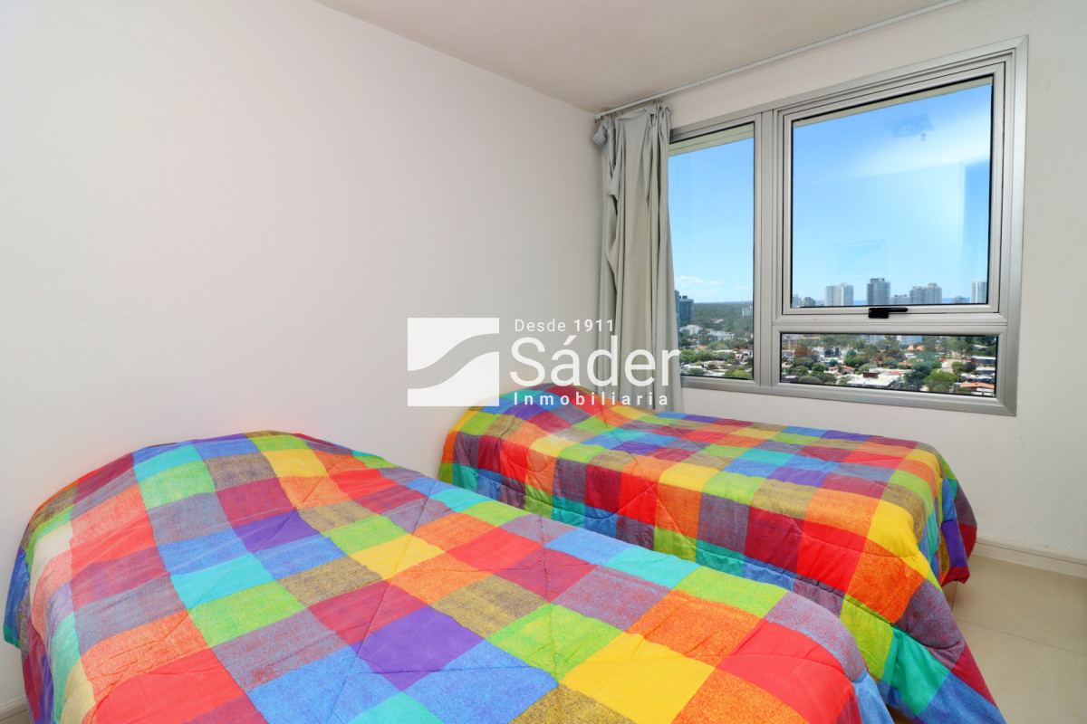 Apartamento ID.2858 - Apartamento en venta Playa Mansa 2 dormitorios