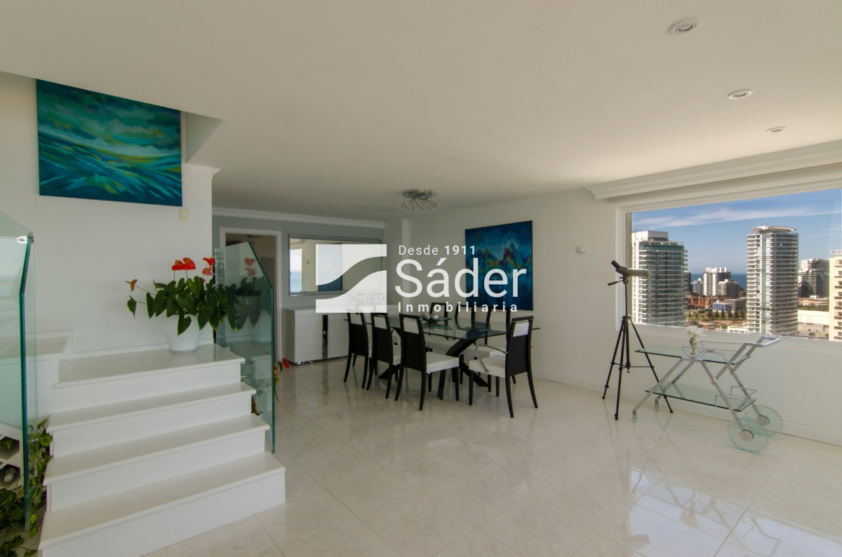 Apartamento ID.3175 - Apartamento en venta Playa Mansa 5 dormitorios