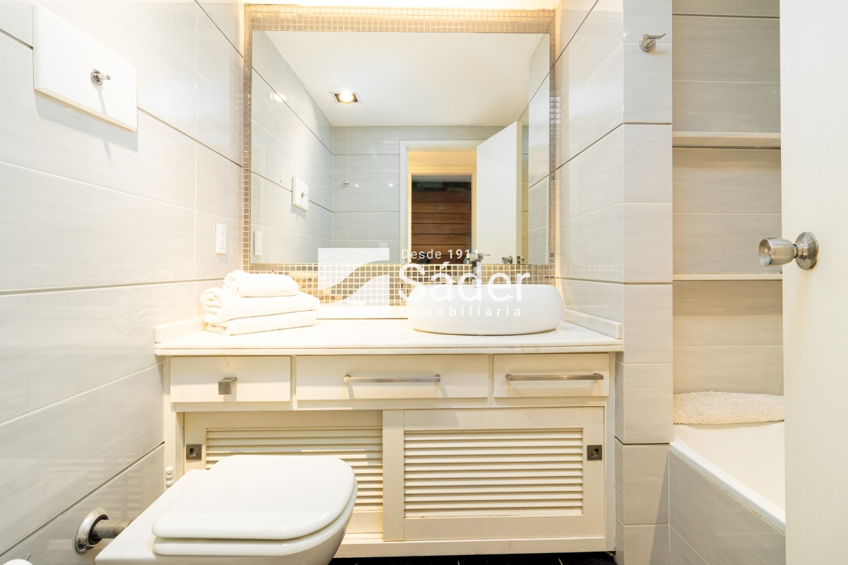 Apartamento ID.1467 - Apartamento en venta y alquiler Peninsula 3 dormitorios