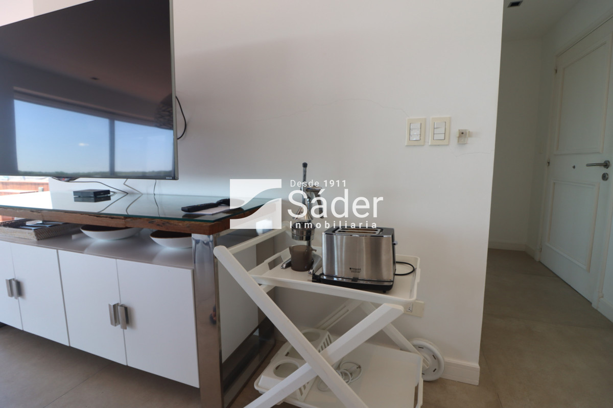 Apartamento ID.4605 - Penthouse en Alq. Pda 32 de Playa Brava, Punta del Este 