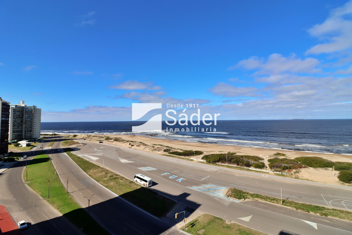 Apartamento ID.4309 - Apartamento en alquiler primera fila playa brava