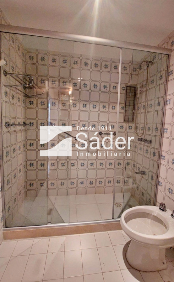 Apartamento ID.4462 - Apartamento en alquiler 3 dormitorios. Playa mansa