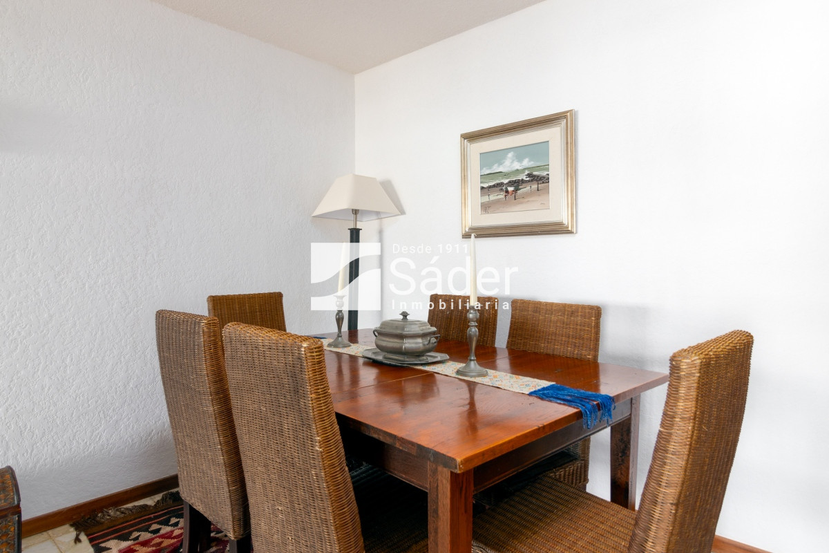 Apartamento ID.3135 - Apartamento en Playa Mansa 3 dormitorios