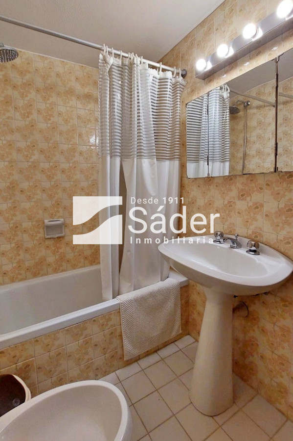 Apartamento ID.4554 - Apto 3 dorm. Playa mansa. 