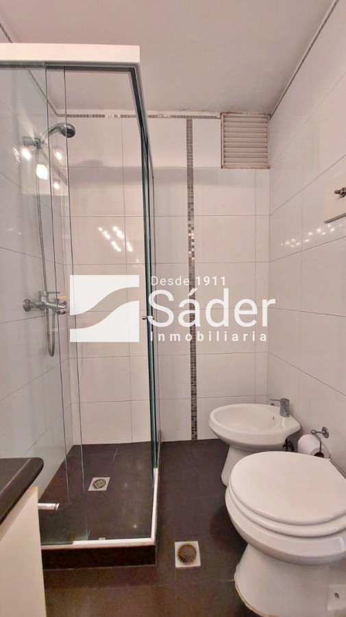 Apartamento ID.4615 - Apto 2 Dormitorios en la Península, sobre Av. Gorlero 