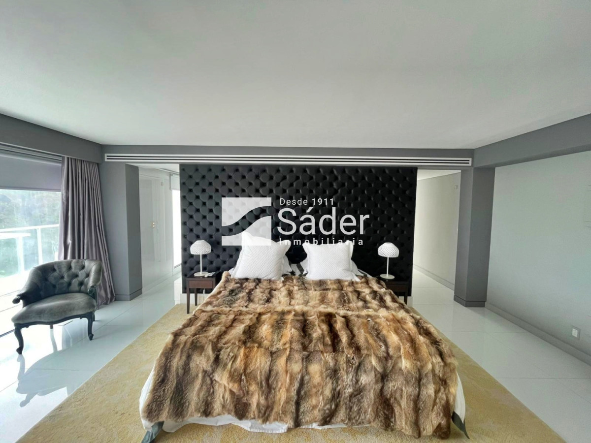 Apartamento ID.3814 - Penthouse de lujo en Playa Brava