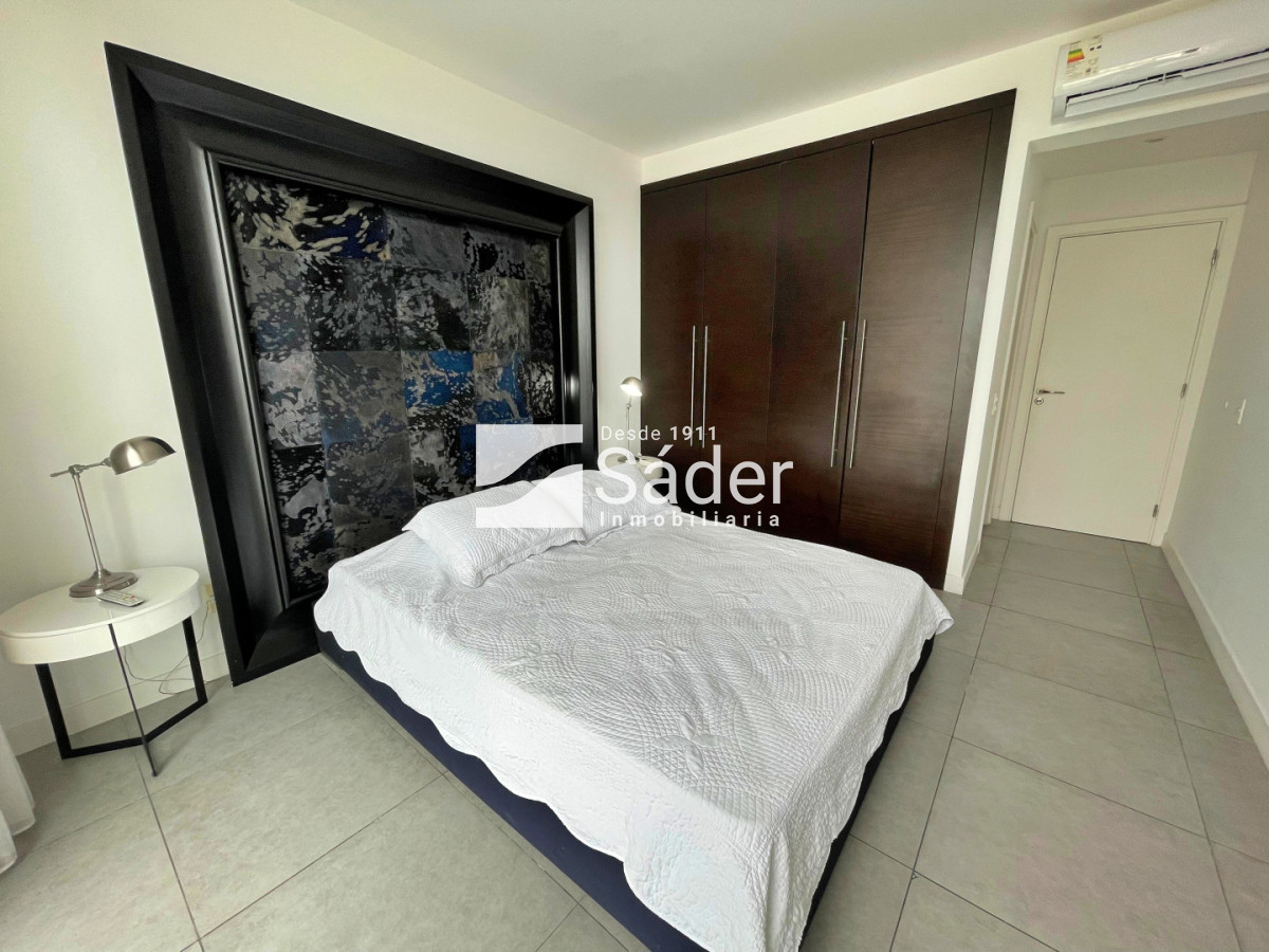 Apartamento ID.4955 - Penthouse en Pda 7 sobre Av. Roosevelt