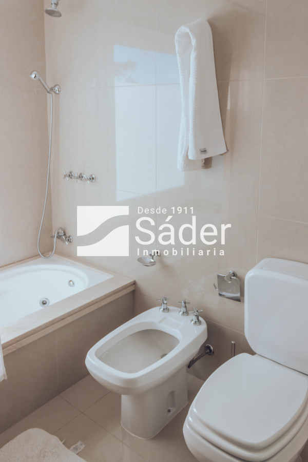 Apartamento ID.3743 - Apto 3 Dormitorios Pda. 42 Playa Mansa