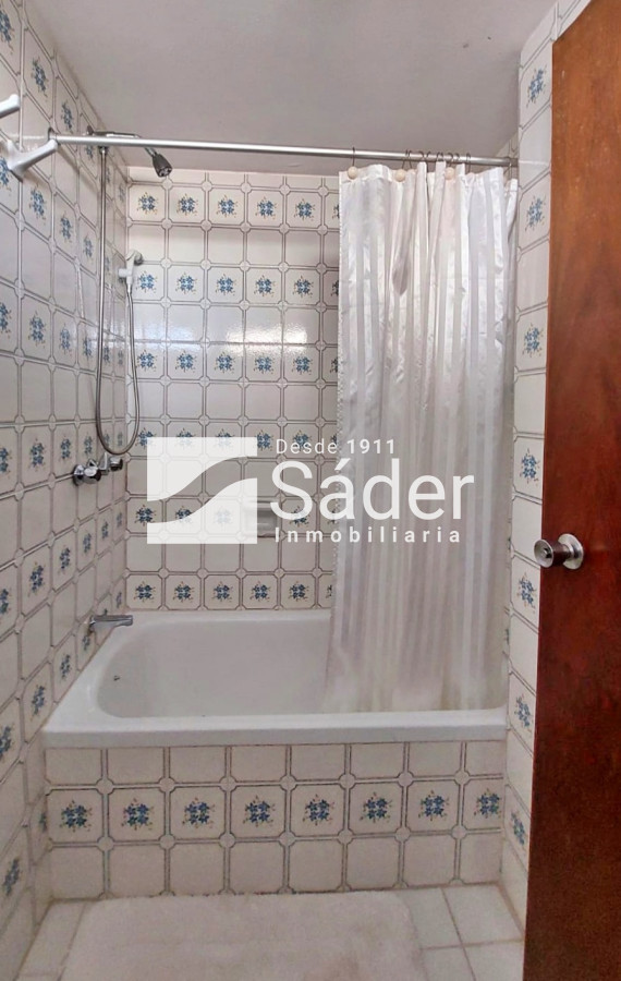 Apartamento ID.4554 - Apto 3 dorm. Playa mansa. 