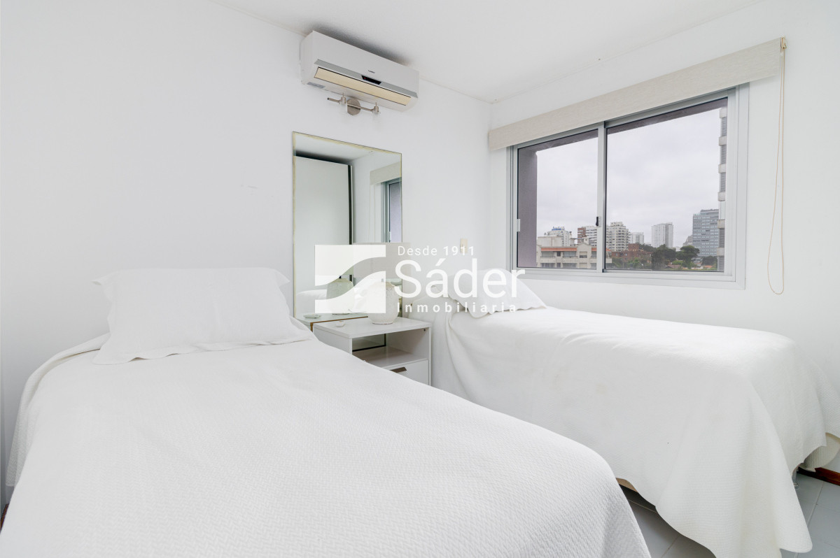 Apartamento ID.3549 - Venta Apartamento de 3 dormitorios