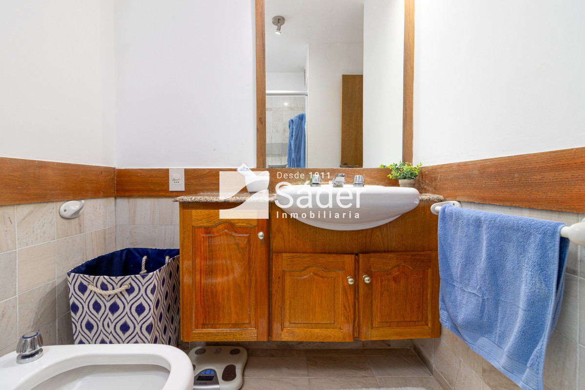Apartamento ID.3549 - Venta Apartamento de 3 dormitorios