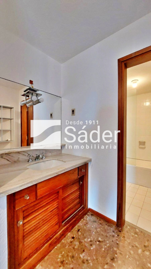 Apartamento ID.4602 - Frente al mar en pda. 3 de playa mansa 