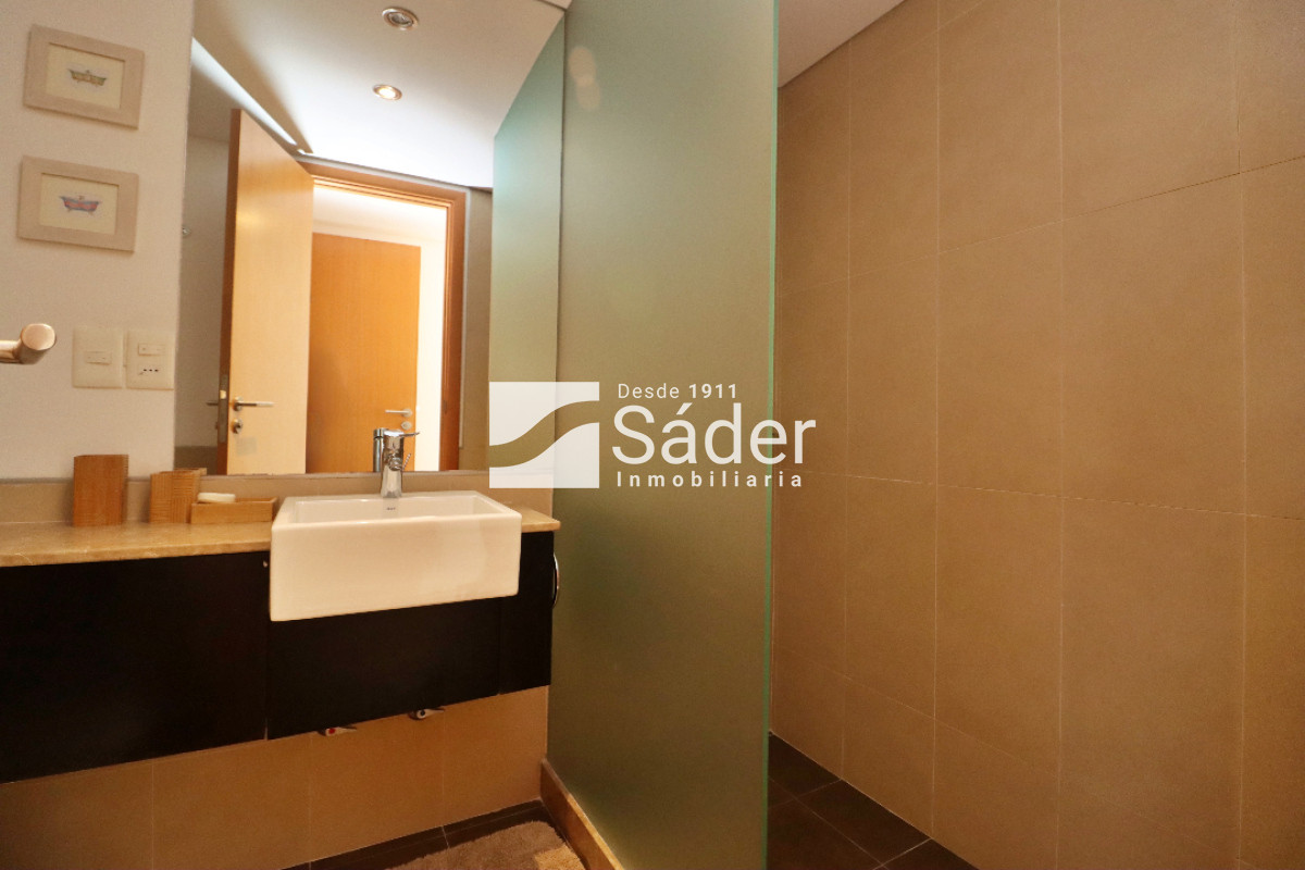 Apartamento ID.4308 - Apto en alquiler de 3 dormitorios. 