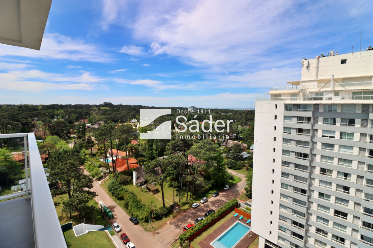 Apartamento ID.4440 - Venta de Apartamento sobre Avda. Roosevelt